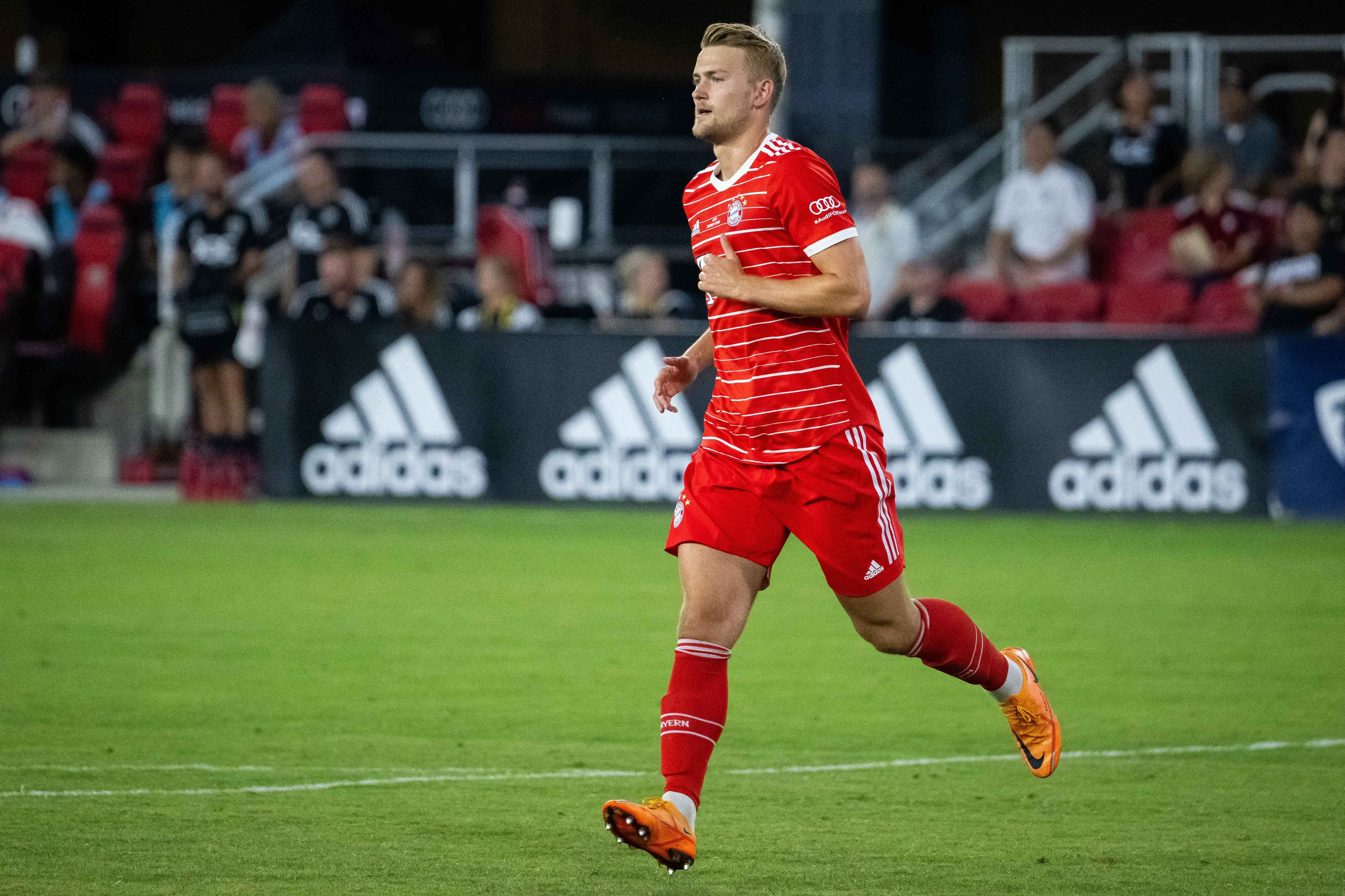 体图：报价合适拜仁可放德里赫特，曼联愿支付5000万欧转会费-財神娛樂城